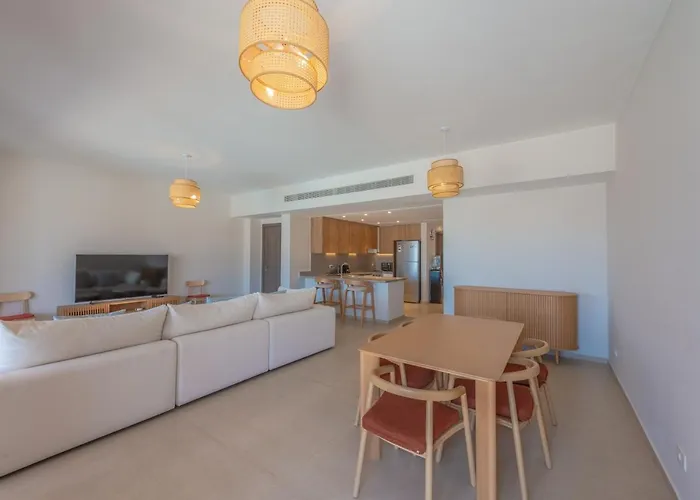 Fantastic 3br Twin In Ancient Hill Lagoon Heated Pool